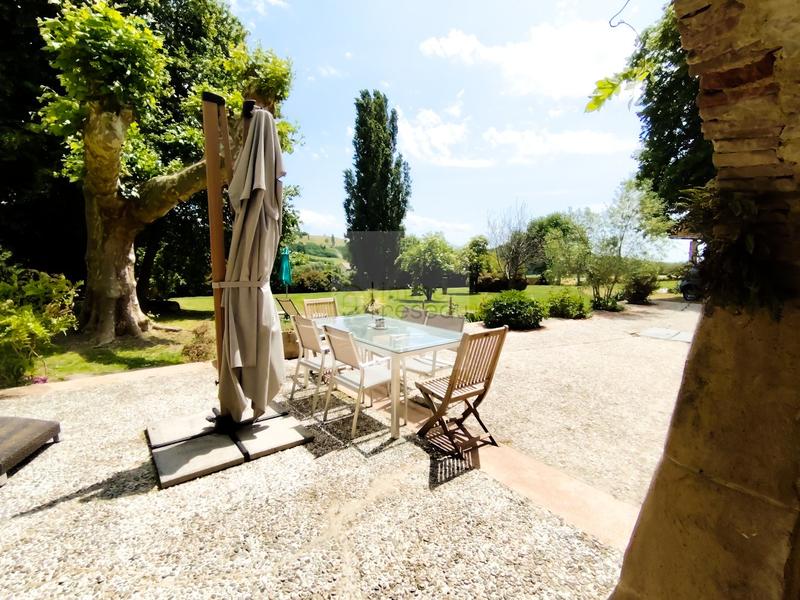 Maison de maîtres - 395 m² - 14 pièces