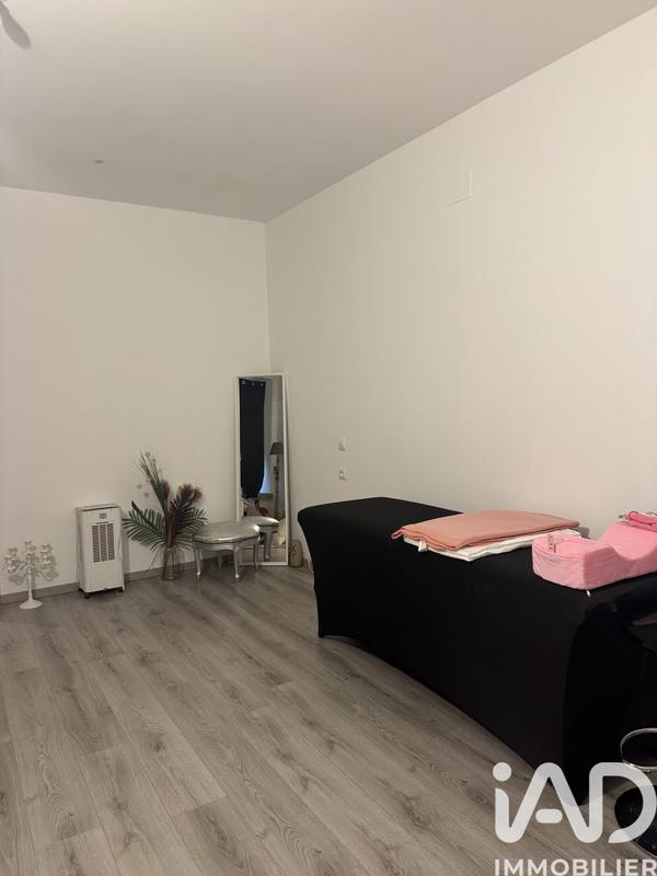 Maison - 180 m² - 8 pièces