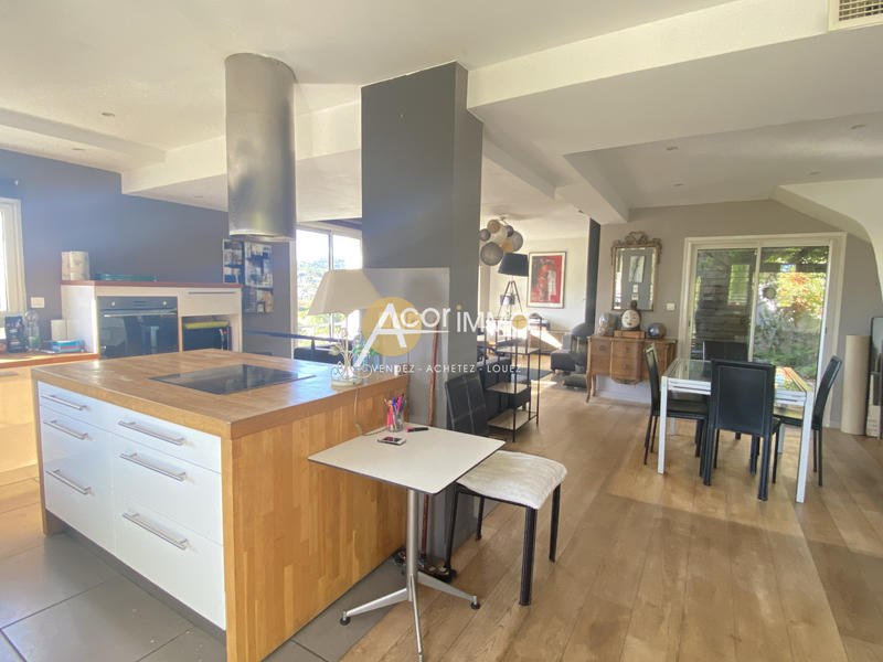 Maison - 150 m² - 7 pièces