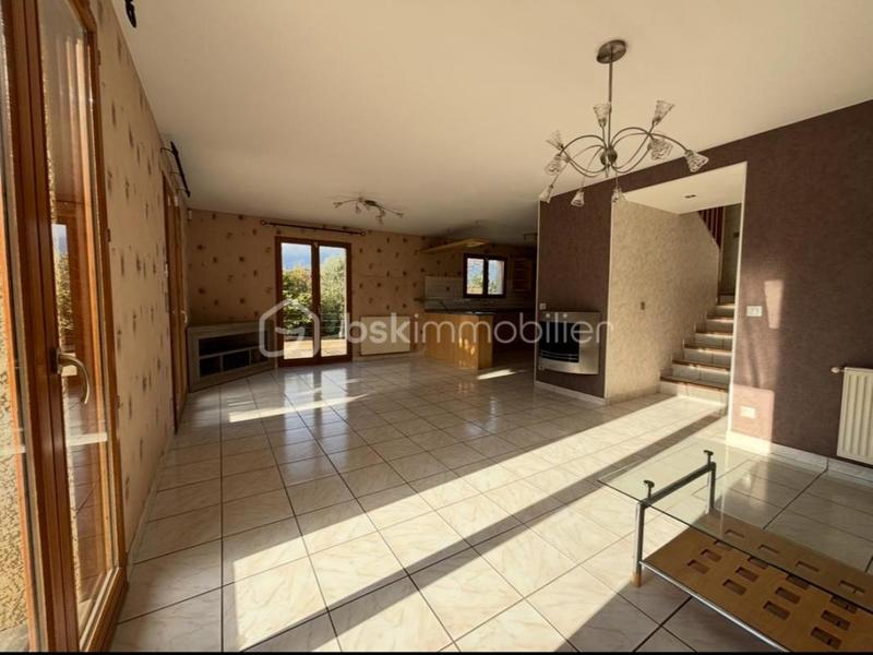 Maison - 103 m² - 6 pièces