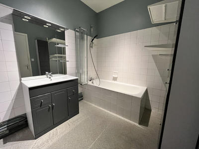 Appartement - 79 m² - 3 pièces