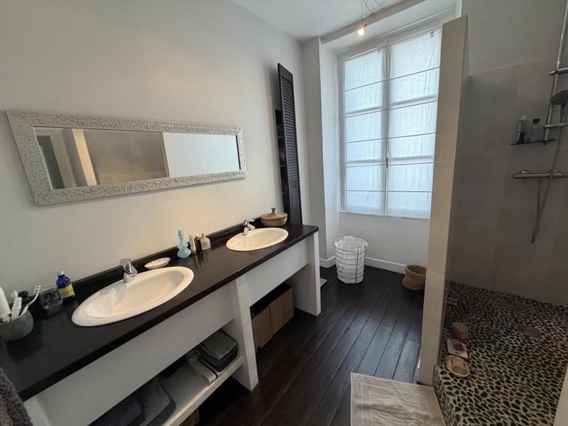 Maison - 151 m² - 5 pièces