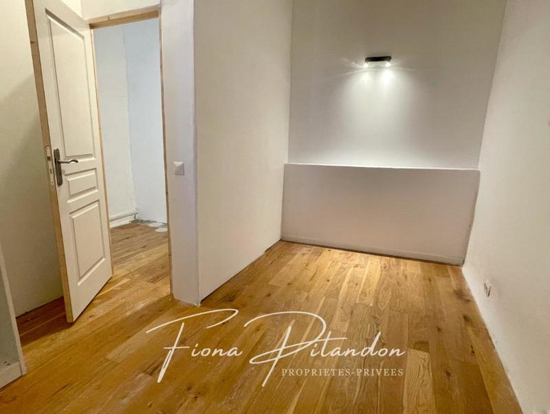 Maison de village - 132 m² - 9 pièces