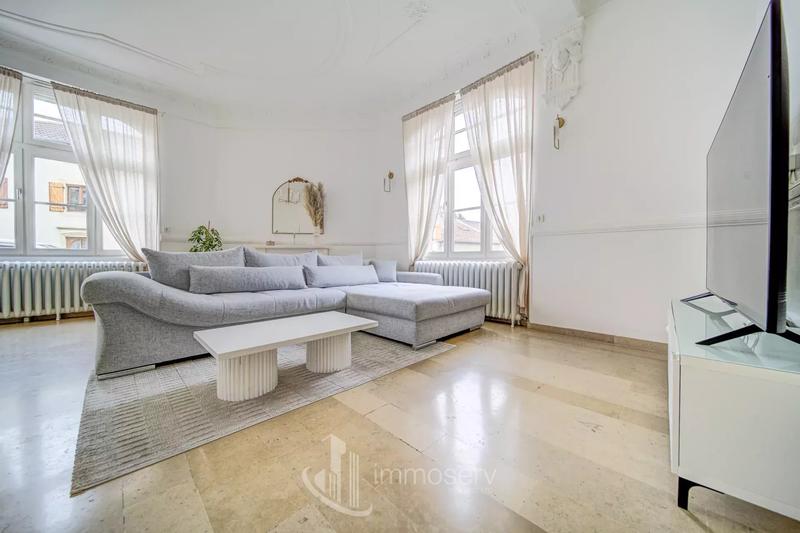 Appartement - 126 m² - 5 pièces