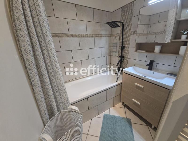 Appartement - 83 m² - 4 pièces