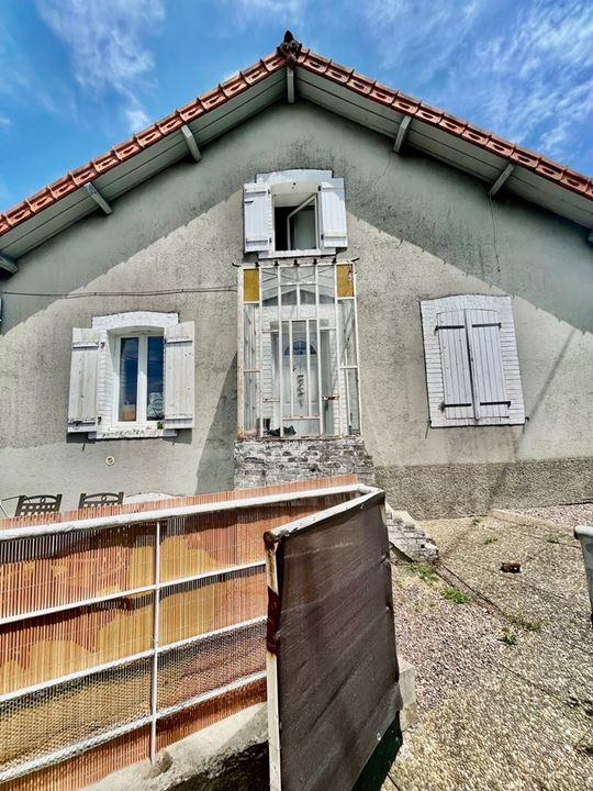 Maison traditionnelle - 80 m² - 3 pièces