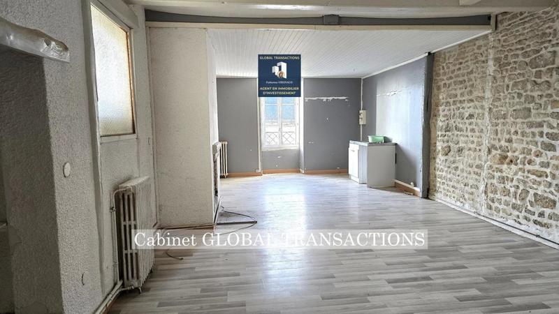 Maison de bourg - 240 m² - 5 pièces