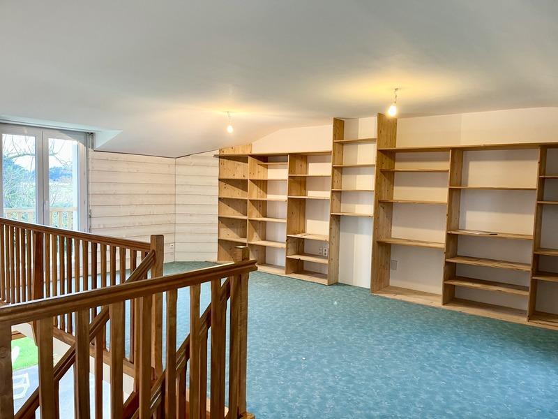 Maison - 181 m² - 6 pièces