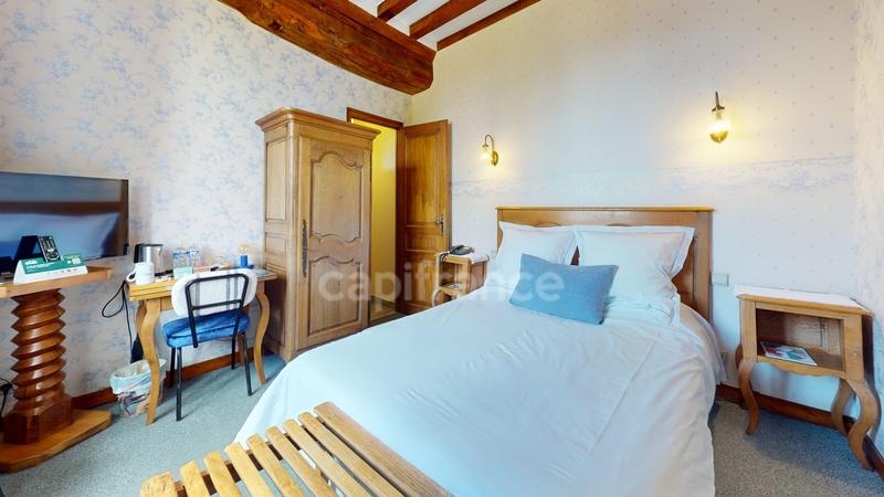 Manoir - 1 359 m² - 26 pièces