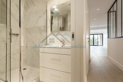 Appartement - 82 m² - 3 pièces