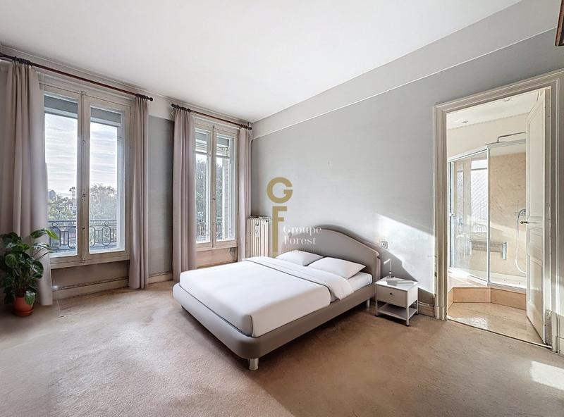 Appartement - 140 m² - 4 pièces