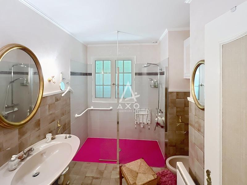 Maison - 166 m² - 6 pièces