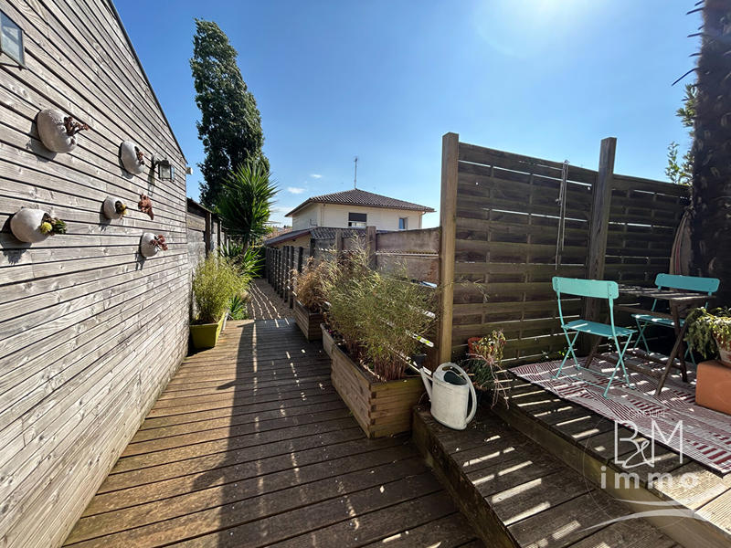 Appartement - 85 m² - 3 pièces