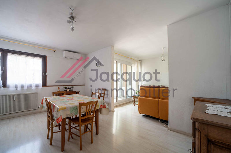 Appartement - 79 m² - 3 pièces