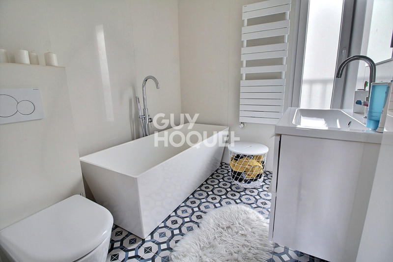 Maison - 138 m² - 6 pièces