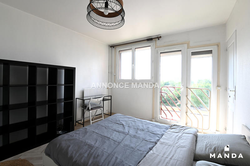 Chambre - 9 m² - 3 pièces