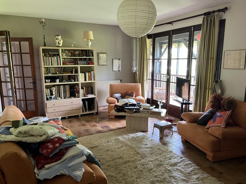 Maison - 185 m² - 7 pièces