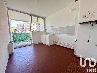 Appartement - 75 m² - 3 pièces
