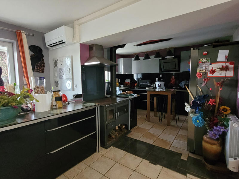 Maison - 166 m² - 8 pièces