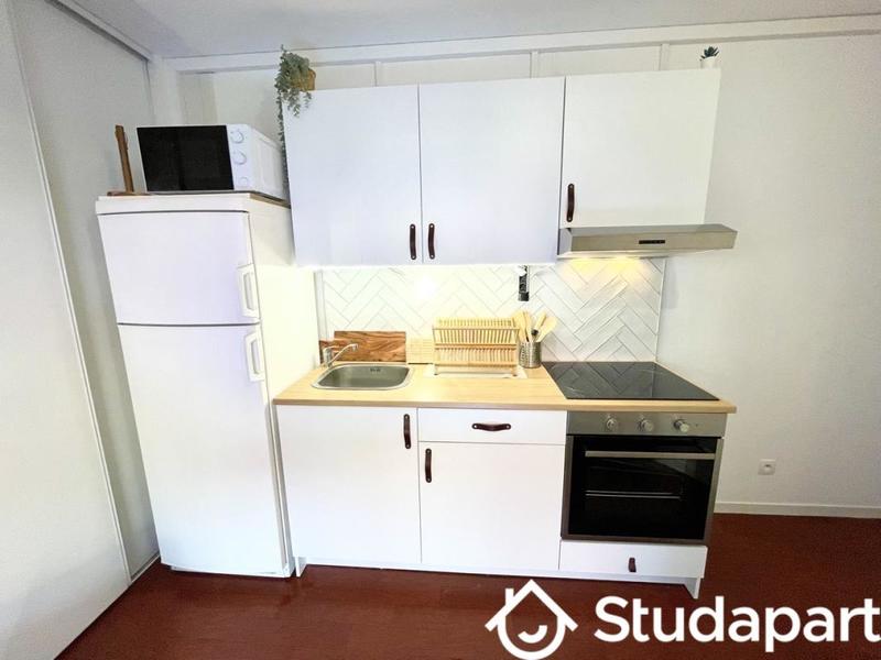 Chambre - 12 m² - 1 pièce