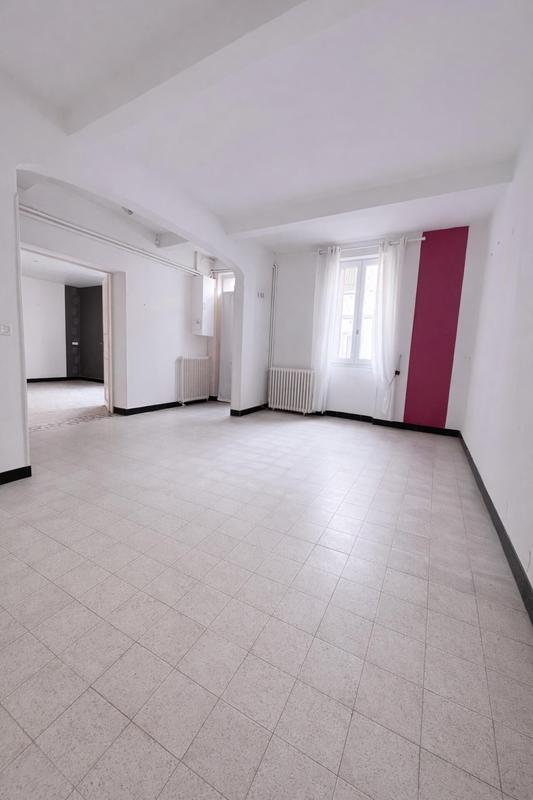 Maison - 192 m² - 9 pièces