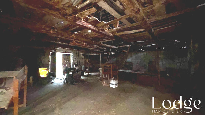 Maison - 350 m² - 10 pièces