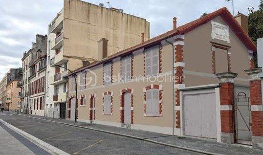 Loft - 100 m² - 5 pièces