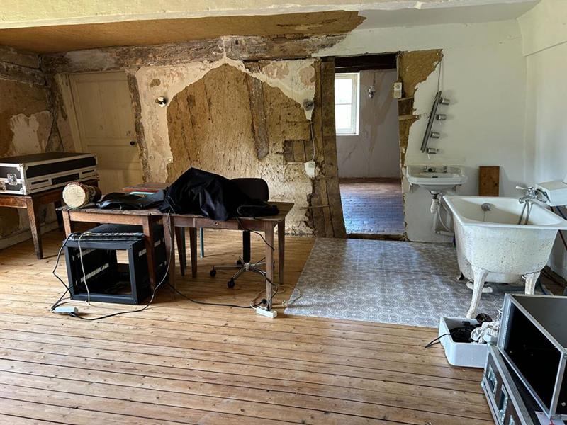 Corps de ferme - 150 m² - 9 pièces