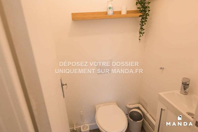 Chambre - 11 m² - 5 pièces