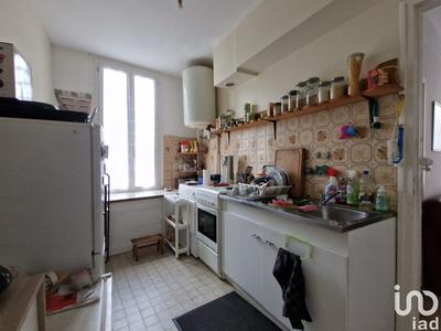 Immeuble - 83 m² - 8 pièces