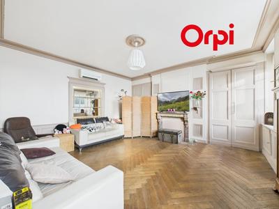 Maison - 156 m² - 6 pièces