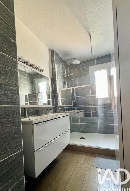 Appartement - 76 m² - 4 pièces