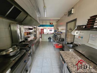 Immeuble - 200 m² - 8 pièces