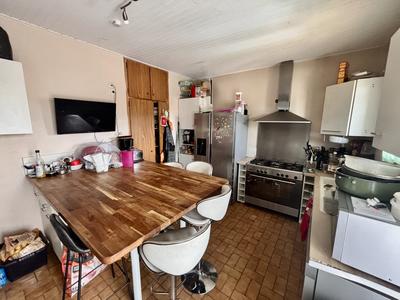 Maison - 189 m² - 7 pièces