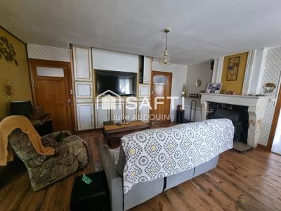 Maison - 275 m² - 11 pièces