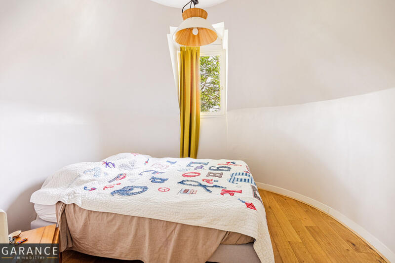 Maison - 98 m² - 5 pièces