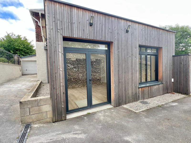 Maison - 110 m² - 6 pièces