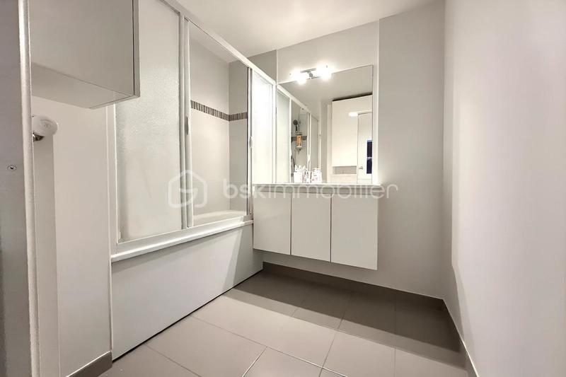 Appartement - 57 m² - 3 pièces
