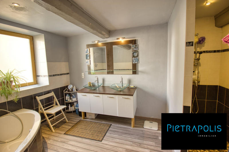 Maison ancienne - 170 m² - 6 pièces