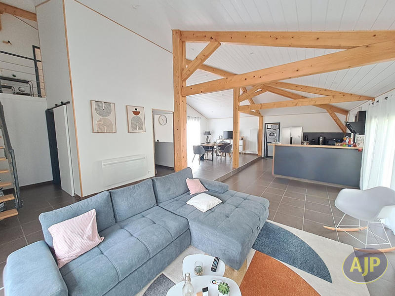 Maison - 136 m² - 5 pièces