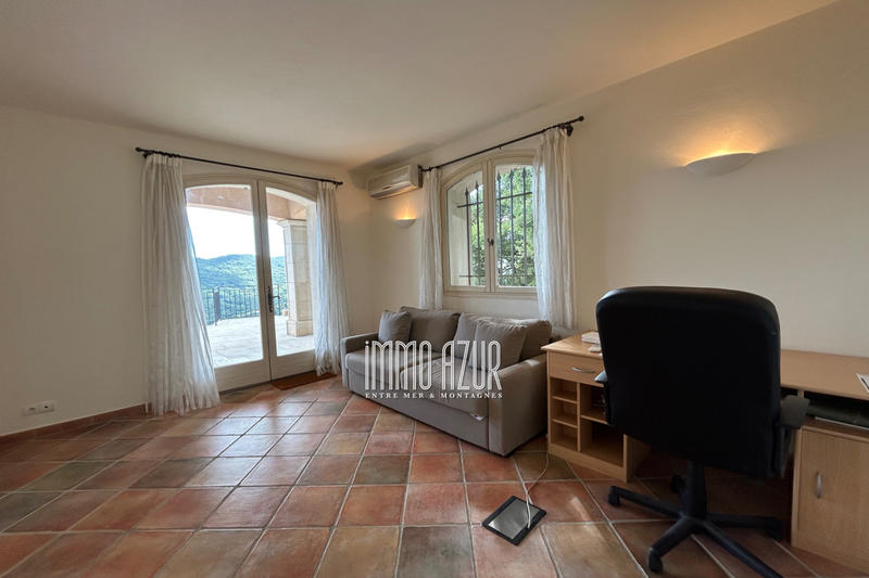 Villa - 156 m² - 6 pièces