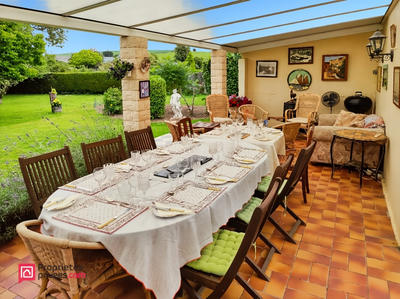 Maison - 98 m² - 5 pièces