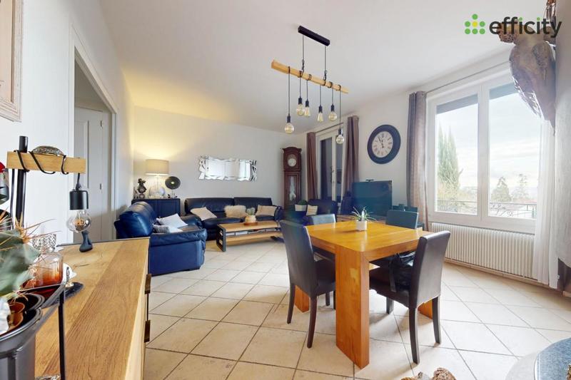 Maison - 144 m² - 5 pièces