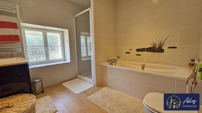 Maison ancienne - 145 m² - 6 pièces