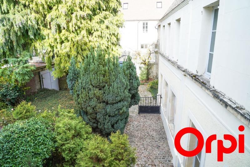 Maison - 275 m² - 7 pièces