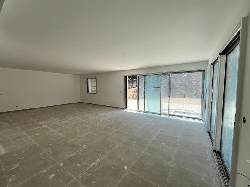 Villa - 163 m² - 6 pièces