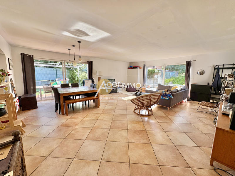 Maison - 155 m² - 5 pièces