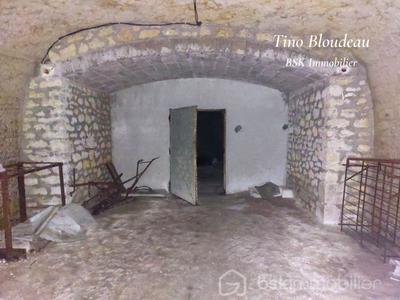 Maison - 165 m² - 1 pièce