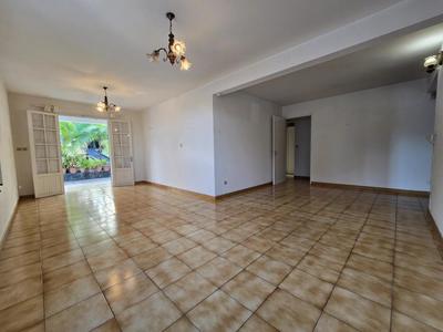 Maison - 160 m² - 8 pièces