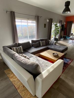 Maison - 224 m² - 9 pièces